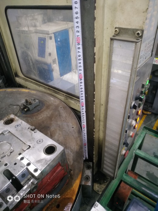 机器人上料，注塑成型sw18可编辑缩略图