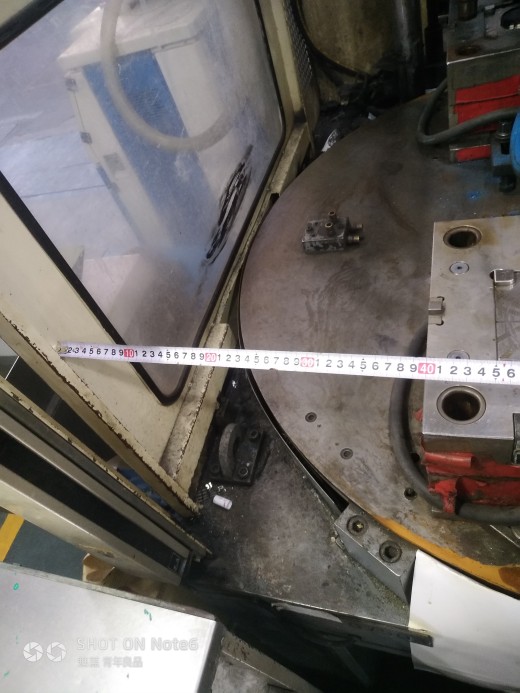 机器人上料，注塑成型sw18可编辑缩略图