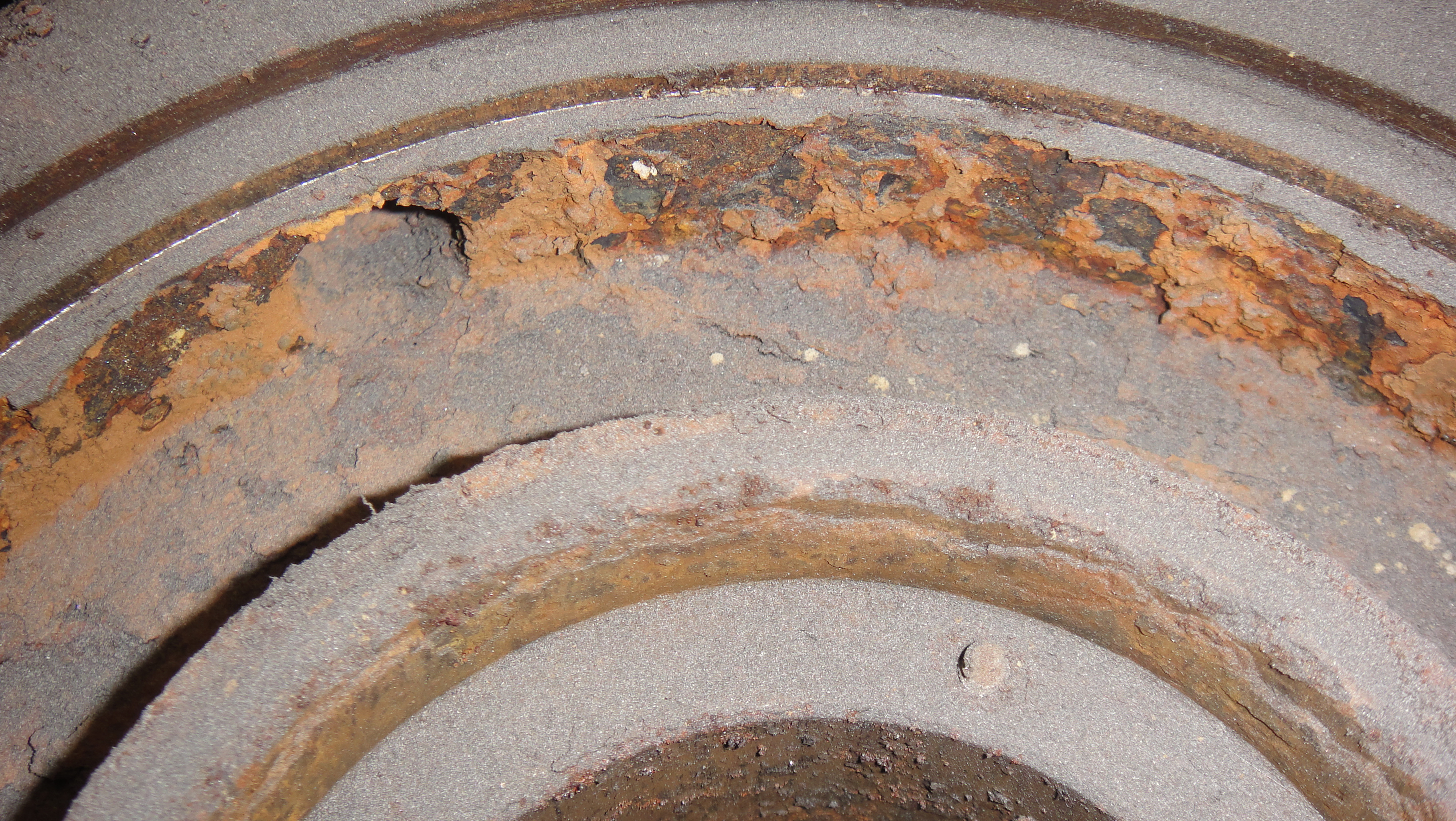 热回式液氮车加载器设计