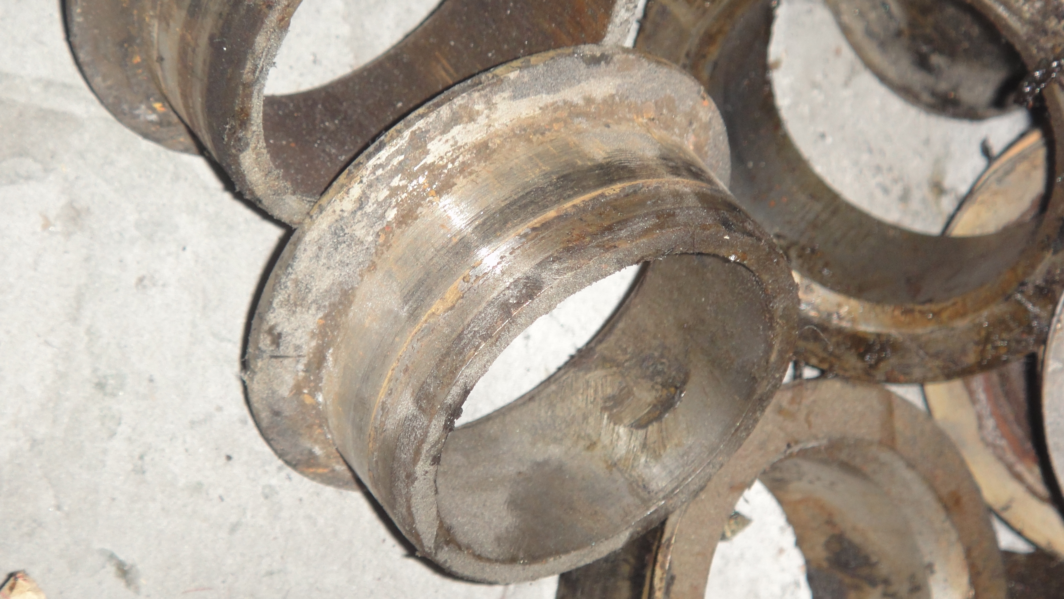 热回式液氮车加载器设计