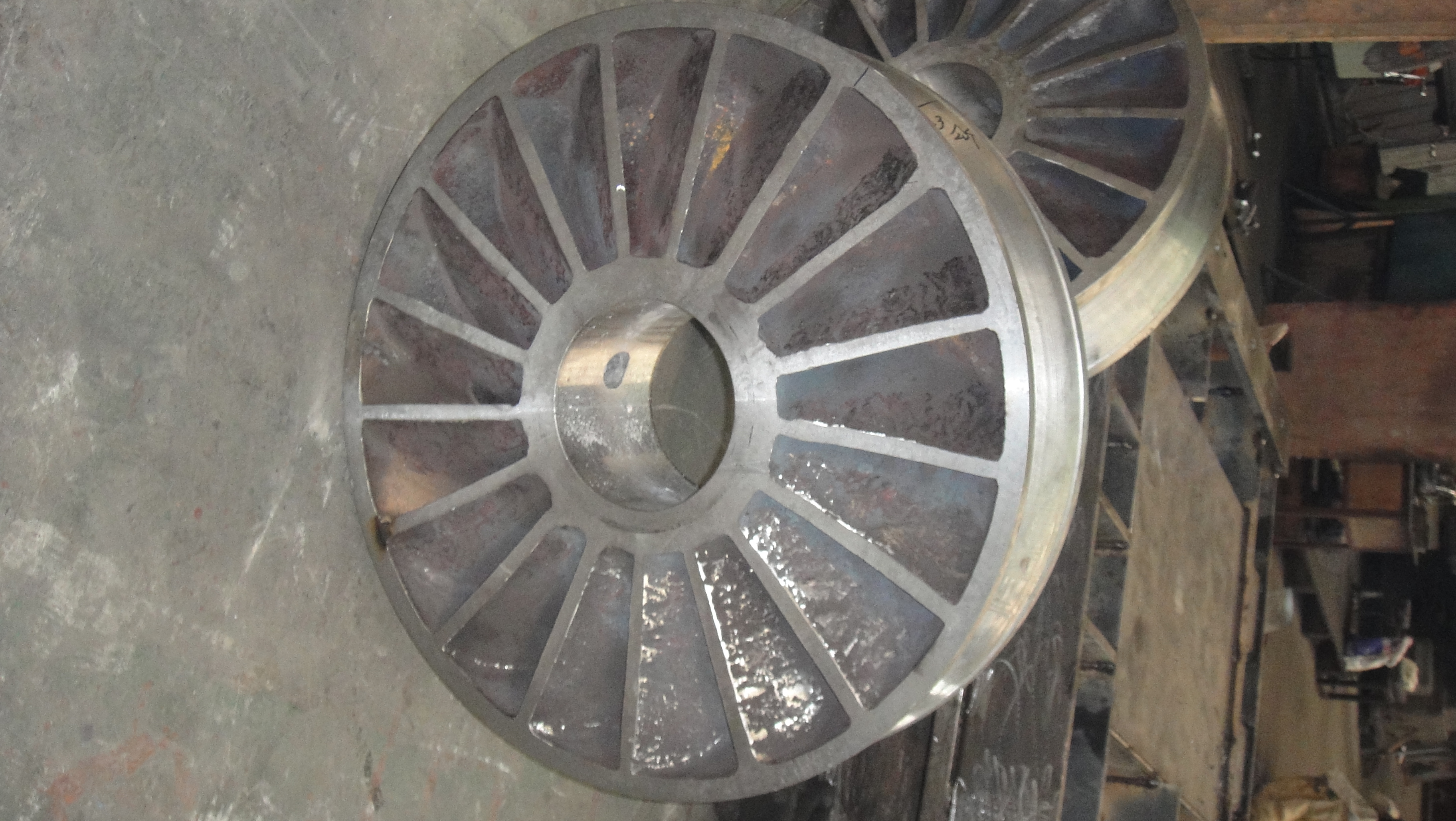 热回式液氮车加载器设计