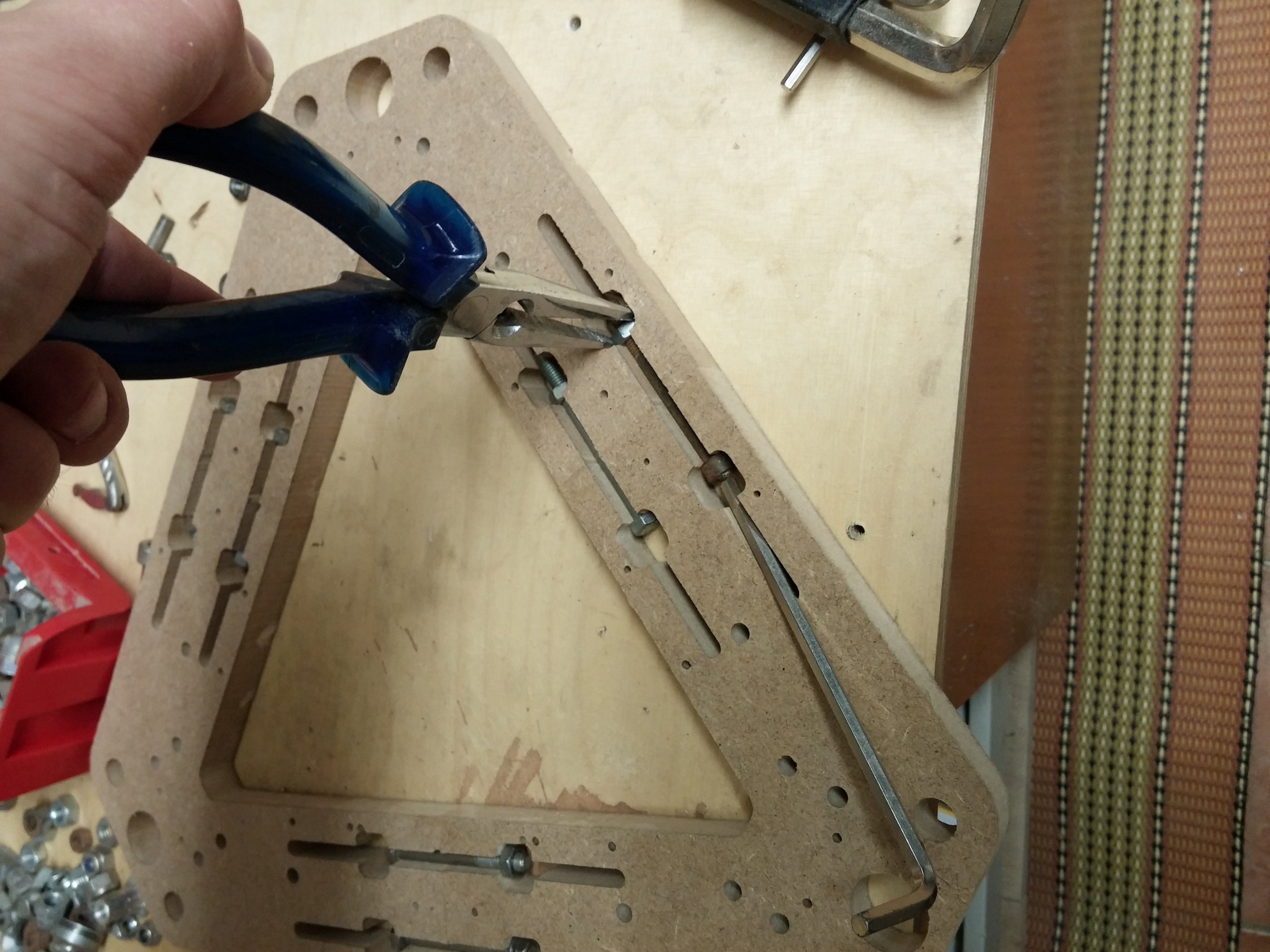 Deltabot三角3D打印机三维设计图纸 STEP格式